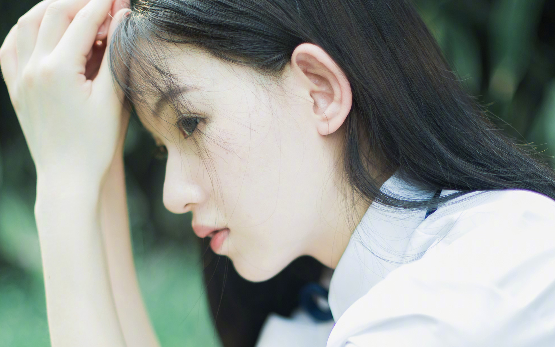 中上游球队与中下游球队阵型风格对比解析，上游 中游 下游